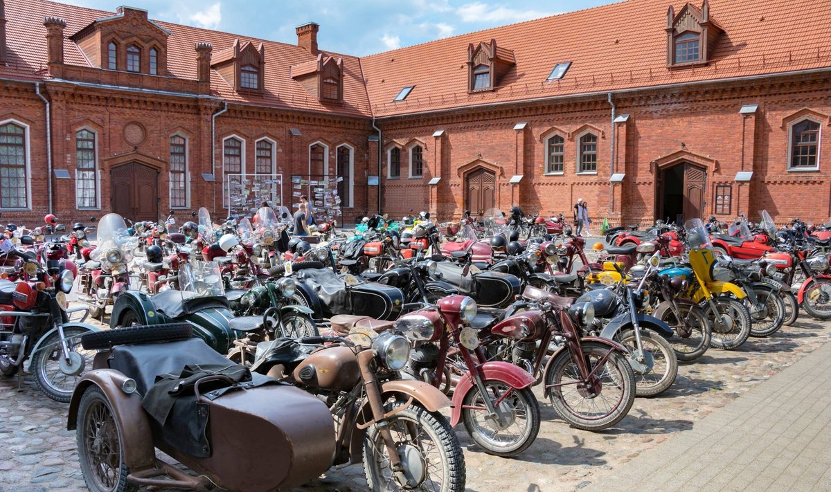 Seni motociklai skries Rokiškio ir Anykščių keliais