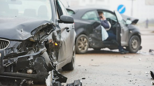 Lietuvos vairuotojų apklausa parodė tautiečių požiūrį į saugumą: kai kuriuos sprendimus priima net žinodami, kad elgiasi netinkamai