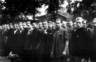 Mobilizuotųjų į legioną palydos. 1943 m. vasara.