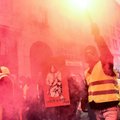 Франция: на новые протесты "желтых жилетов" вышли 80 тысяч человек
