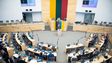 Modernios technologijos žengia į Seimą: parlamentarams siūloma leisti naudoti dirbtinį intelektą