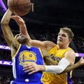 Įsisiautėjęs „Lakers“ rusas baudė ir S. Curry, ir K. Durantą, ir Z. Pačuliją