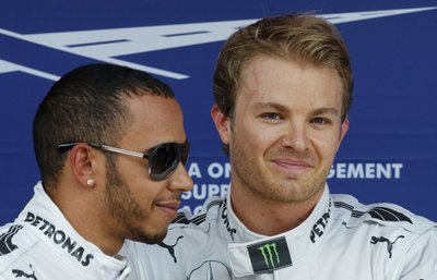 N.Rosbergas ir L.Hamiltonas
