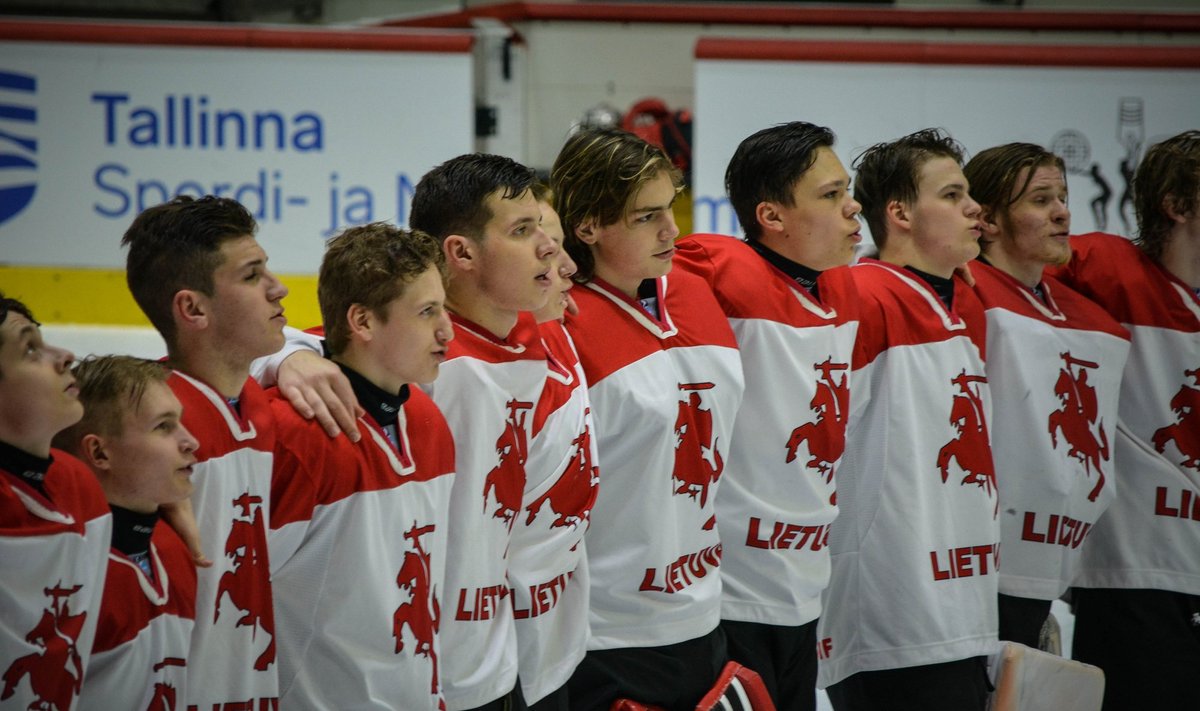 Pasaulio U-18 ledo ritulio čempionatas, Lietuva - Anglija