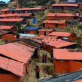 „Amnesty International“: Mianmaras užstato rohinjų gyvenvietes saugumo pastatais