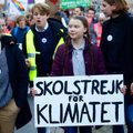 Šešiolikmetė švedė mokyklos suolą keičia į protestus: laukti ilgiau nebegalima