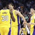 Los Andželas švenčia: įsibėgėję „Lakers“ ir „Clippers“ klubai tęsia pergalių serijas