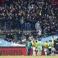Nyderlanduose per futbolo rungtynes įgriuvo stadiono tribūna, niekas nenukentėjo