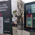„Vilniaus degtinė“ tęsia provokacijas: ironiškoje reklamoje – nealkoholinis šampūnas