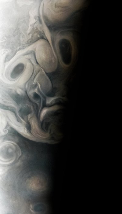Veido iliuzija Jupiteryje, lyg nutapyta Picasso. NASA/JPL-Caltech/SwRI/MSSS/V.Tarasov nuotr.