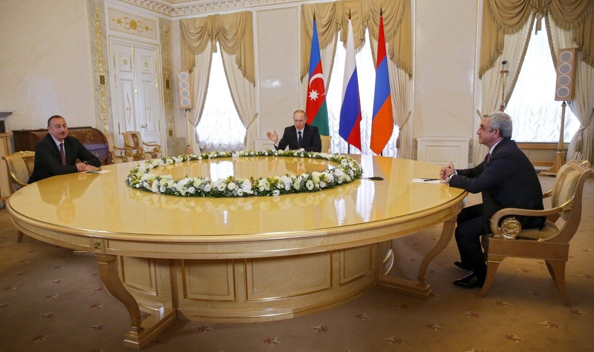 Vladimiras Putinas,  Seržas Sarksianas,Ilhamas Alijevas