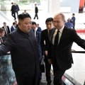 Kim Jong Unas Putinui pasakė, ką iš tiesų mano apie derybas su Trumpu