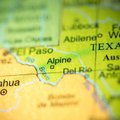 Teksaso mokykloje moksleivė pašovė bendramokslę ir nusižudė
