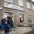 „Vilniaus degtinė“ pavargo nuo pasipiktinusių pirkėjų: laikinai užvėrė parduotuvės duris