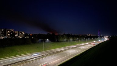 Vilniuje kilo gaisras, žmonės praneša apie juodų dūmų stulpą