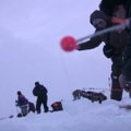 Stintų žvejyba ant Kuršių marių ledo iš arti: akimirkos nuo ryto iki vakaro