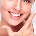 Ko imtis, kad turėtumėte baltą šypseną: atsisakykite kasdienių įpročių, kurie ypač tamsina dantis