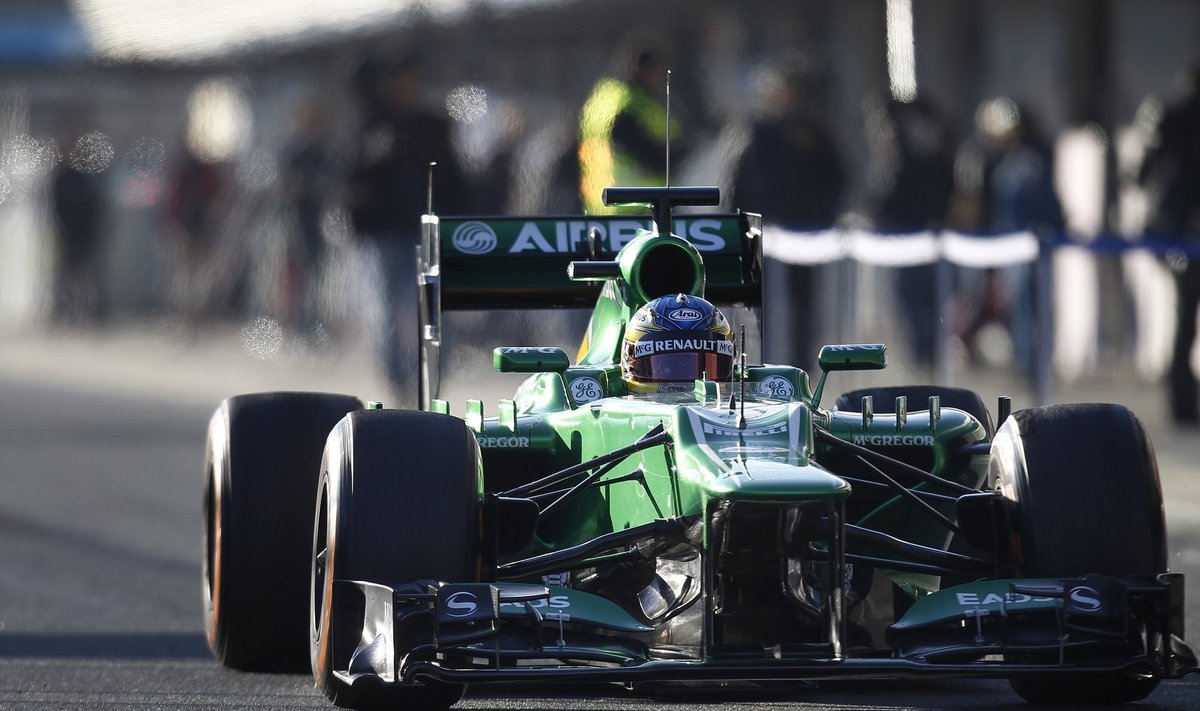 Charles'is Picas su "Caterham" 