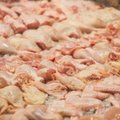 Mokslininkė: Estijoje parduodama vištiena iš Lietuvos ir Latvijos užkrėsta antibiotikams atspariomis bakterijomis