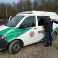 Kaune vogtu „Lexus“ sprukęs užsienietis bandė blokuoti pareigūnų automobilį