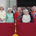 Balkone išsirikiavusios karališkosios šeimos nuotraukos sukėlė klausimų bangą: ar tai karalienės kerštas?