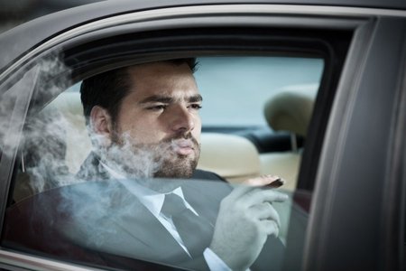 Rūkymas automobilyje