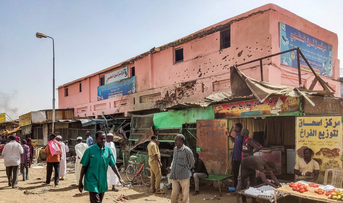 Medicinos centras, suvarpytas šaudmenų, Chartumo (Sudanas) pietuose