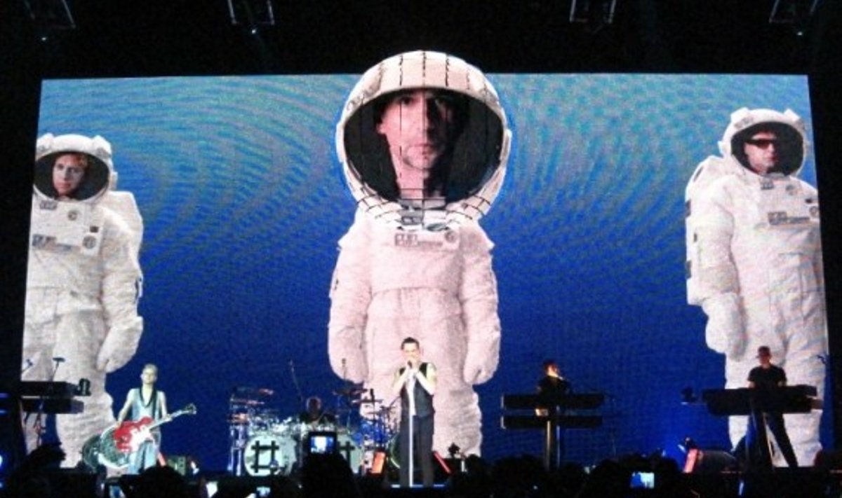 „Depeche Mode“ koncertas Londone  N.Naginevičiūtės nuotr.