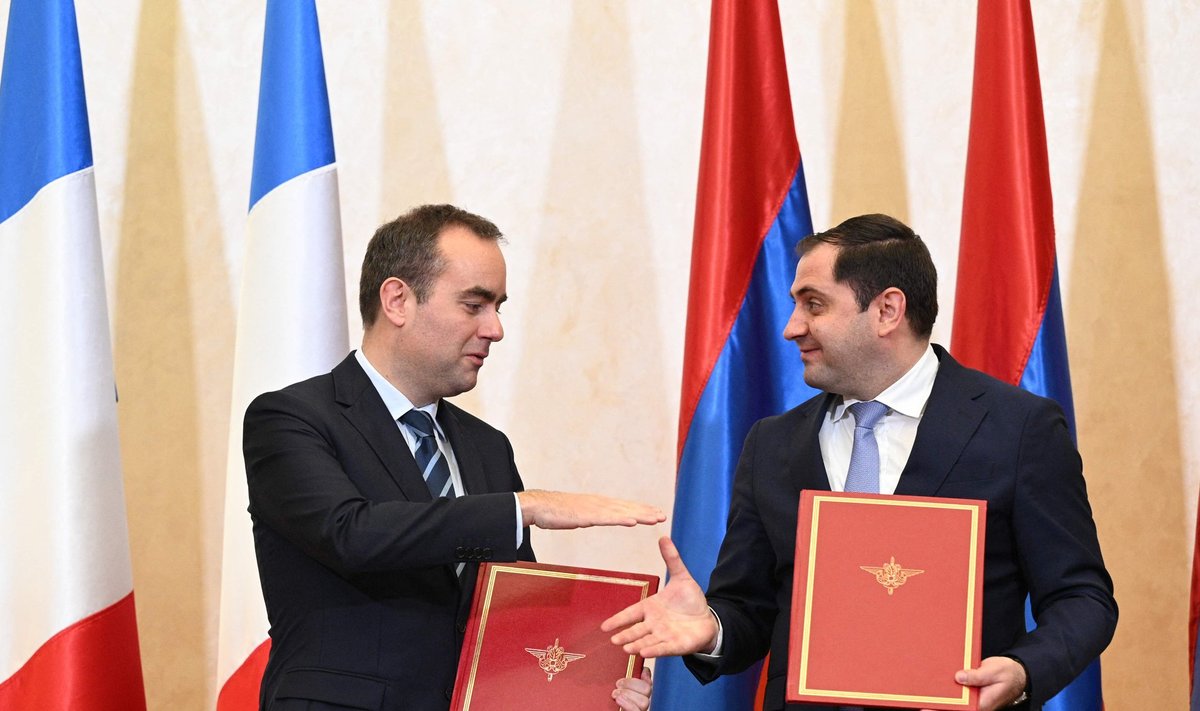 Armėnija ir Prancūzija pasirašė ginklų pardavimo sutartį
