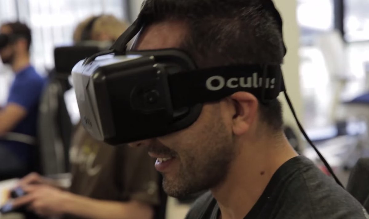 "Oculus Rift DK2"