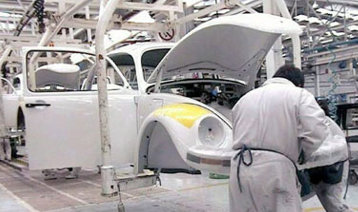 "Volkswagen" gamykloje surinktas paskutinis "vabalas"