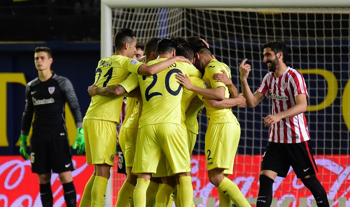 "Villarreal" futbolininkai džiaugiasi