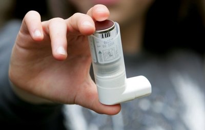Sergantiems astma nuolat reikia su savimi turėti inhaliatorių