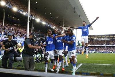 "Everton" komandos triumfas po Abdoulaye Doucoure įvarčio