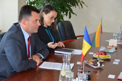 Посол Молдовы в Литве Сергей Михов