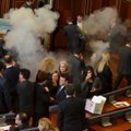 Kosovo parlamente opozicija vėl leido ašarines dujas