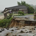 Japonijoje potvynių ir nuošliaužų aukų padaugėjo iki 52