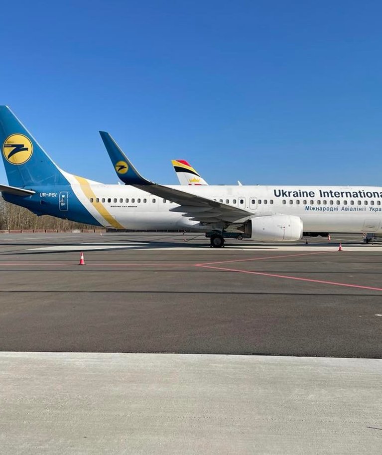 Ukrainos avialinijų orlaivis „Boeing 737-900“