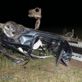 Marijampolės sav. nuo kelio nuvažiavo ir apvirto „Audi“: žuvo jaunas vyras