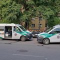 Kaune – policijos sujudimas: automobilyje rasta negyva moteris