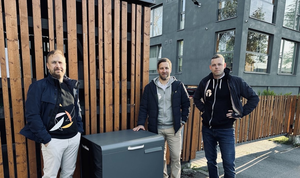 „Omniva“ įsigijo Estijos išmaniųjų siuntų dėžučių startuolį „Parcelsea“