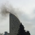 Azerbaidžano sostinėje užsidegė buvęs „Trump Tower“ dangoraižis