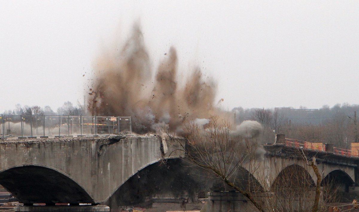 Kauno Panemunės tilto sprogdinimas