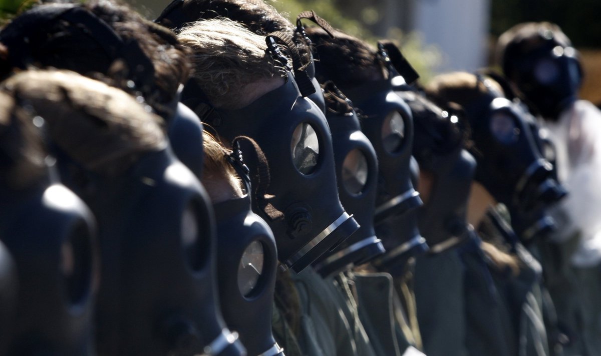 Izraelio armijos kariai treniruojasi cheminio ginklo panaudojimo pratybose