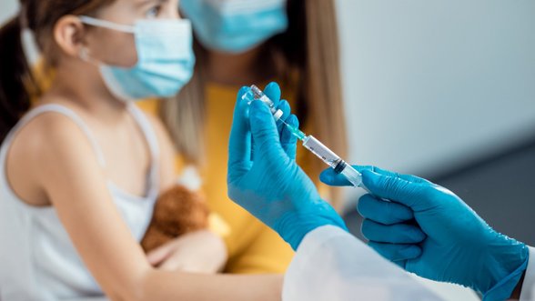 Primena apie skiepų būtinybę artėjant rudeniui: sumažėjus vakcinacijos apimtims kyla didžiulė protrūkių rizika