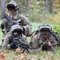 Pentagonas: 100 JAV karių dalyvavo draudžiamoje ekstremistinėje veikloje