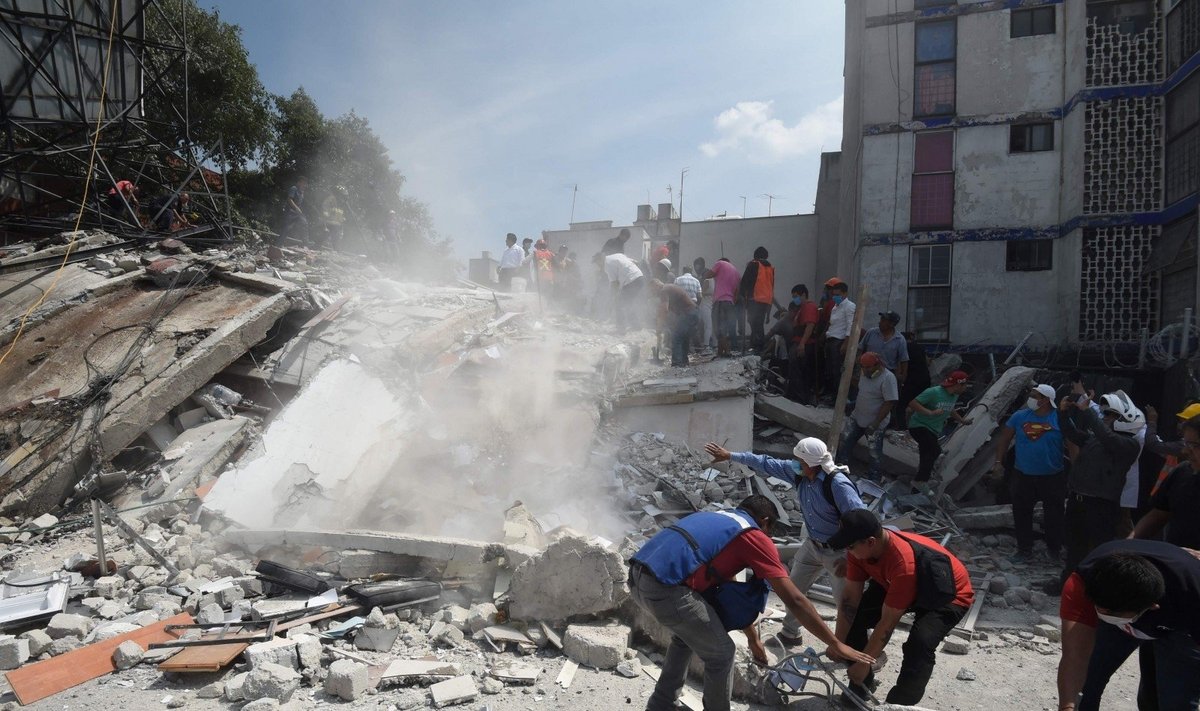Galingas žemės Drebėjimas smogė Meksikai