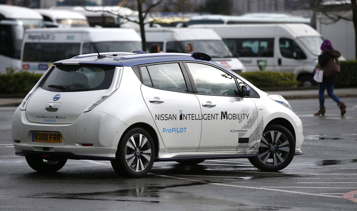 Autonomiški "Nissan" jau bandomi ir Europos gatvėse