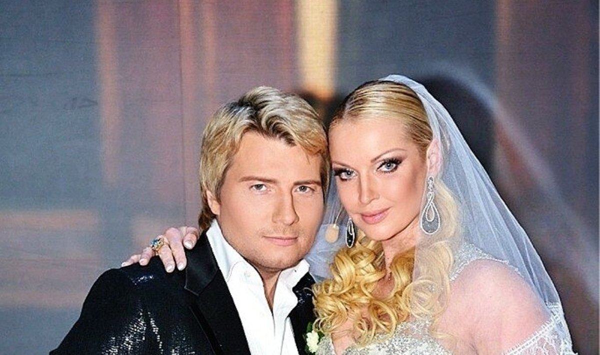 Николай Басков и Анастасия Волочкова. Фото - twitter.com @volochkova_