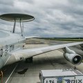 ФОТО: В аэропорту "Рига" приземлился самолет-разведчик НАТО